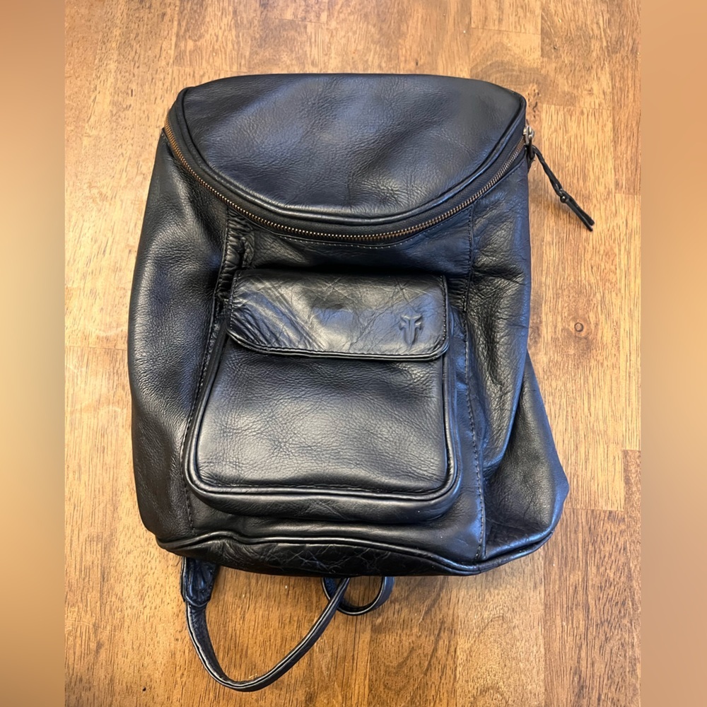 Vintage Frye Benchcrafted Leather Backpack – Black Distressed Leather 90’s